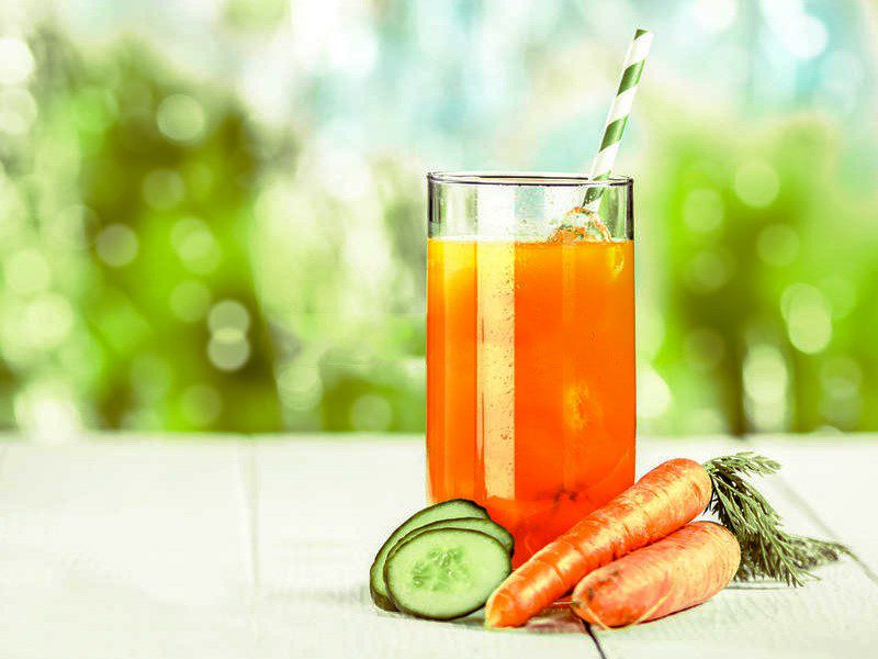 Cách làm nước ép cà rốt dưa leo