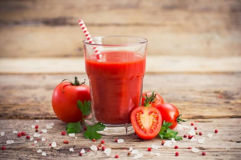 Tại sao nên uống nước ép cà chua để giảm cân?